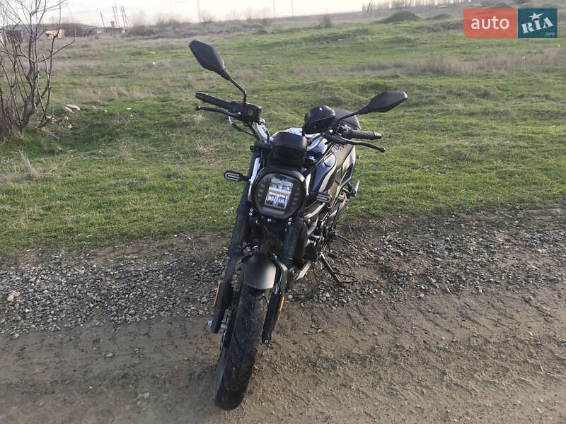 Спортбайк Loncin LX 250-12C 2021 в Миколаєві фото 6 Спортбайк Loncin LX 250-12C 2021 в Миколаєві