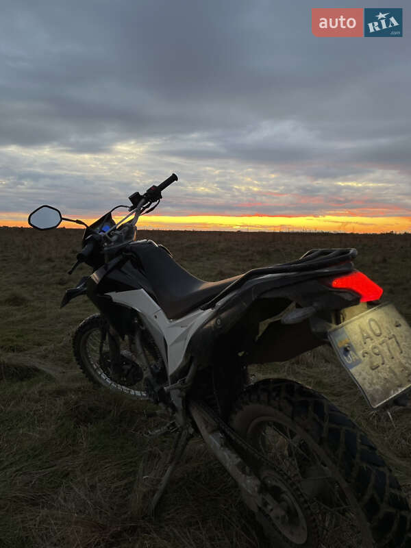 Мотоцикл Кросс Loncin LX 250GY-3 2022 в Ужгороде