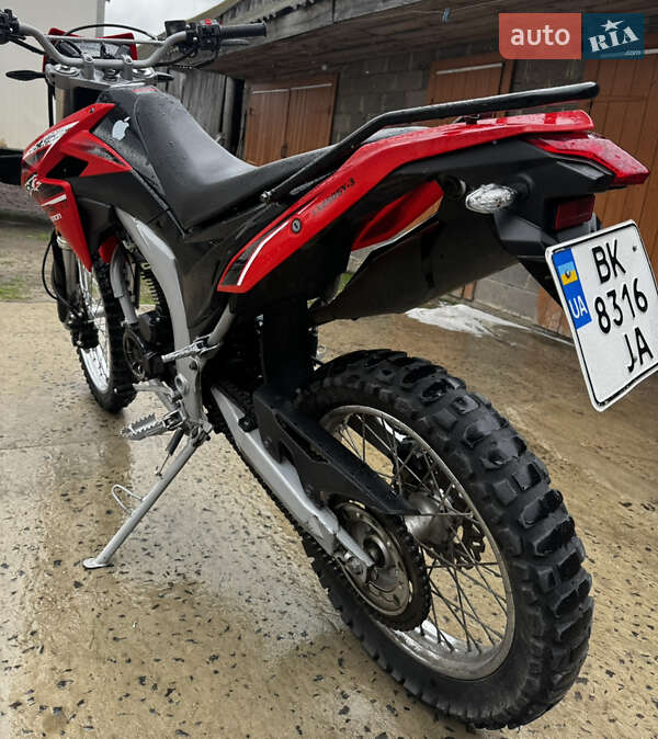 Мотоцикл Кросс Loncin LX 250GY-3 2023 в Дубровице