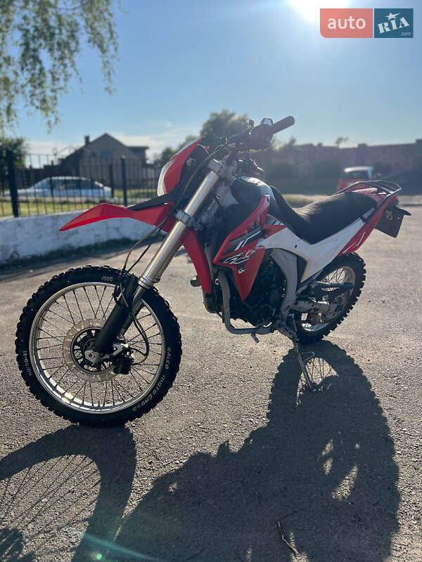 Мотоцикл Кросс Loncin LX 250GY-3 2017 в Костополе