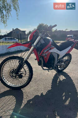 Мотоцикл Кросс Loncin LX 250GY-3 2017 в 