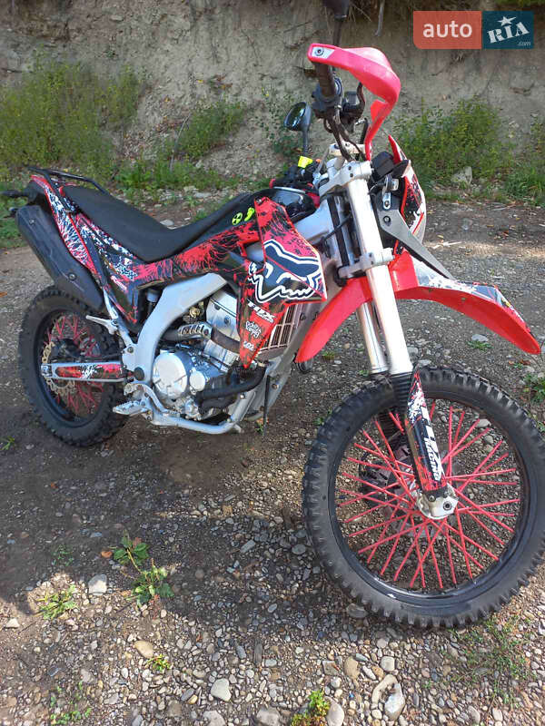 Мотоцикл Кросс Loncin LX 300GY 2019 в Тячеві