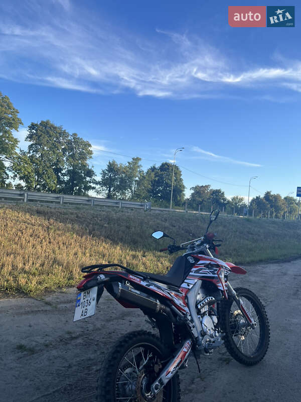 Мотоцикл Позашляховий (Enduro) Loncin LX 300GY 2018 в Ромнах