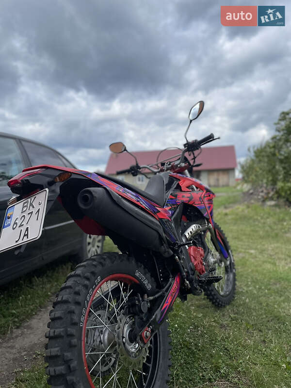 Мотоцикл Багатоцільовий (All-round) Loncin LX 300GY 2019 в Володимирці