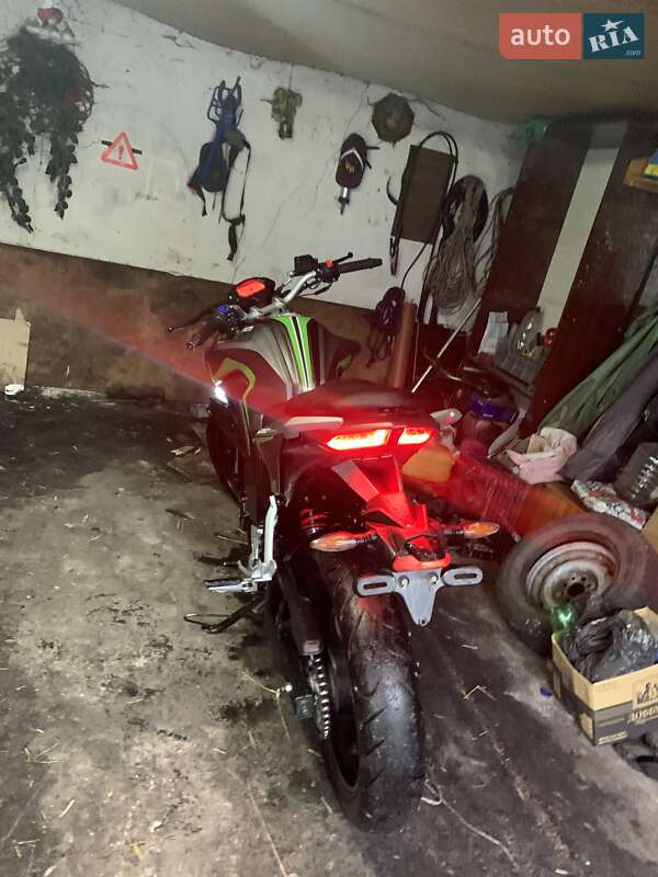 Мотоцикл Без обтекателей (Naked bike) Loncin LX250-15 CR4 2023 в Кременце