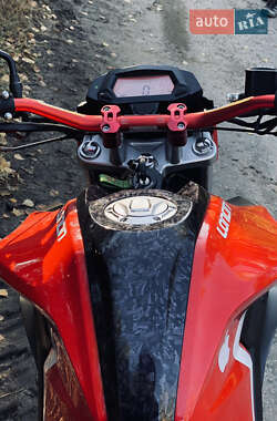 Мотоцикл Без обтекателей (Naked bike) Loncin LX250-15 CR4 2023 в 