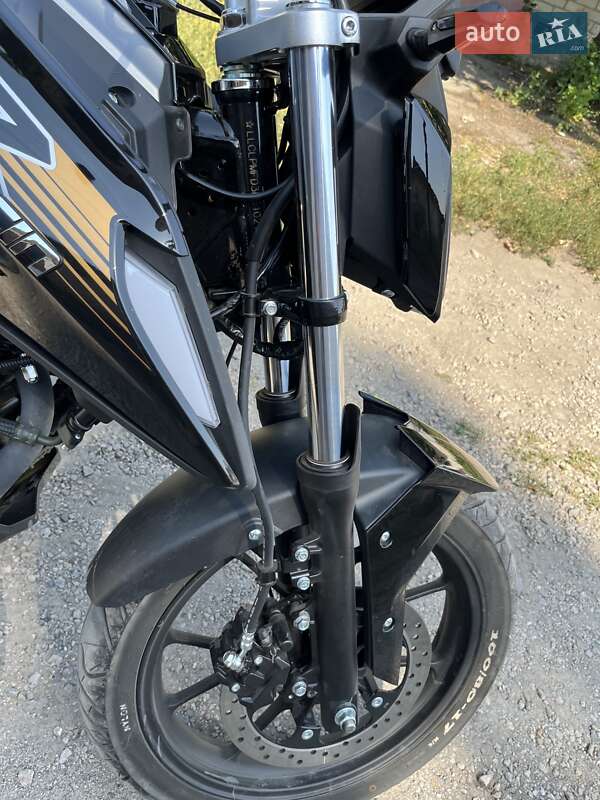 Мотоцикл Классик Loncin LX250-15D 2024 в Павлограде фото 8 Мотоцикл Классик Loncin LX250-15D 2024 в Павлограде