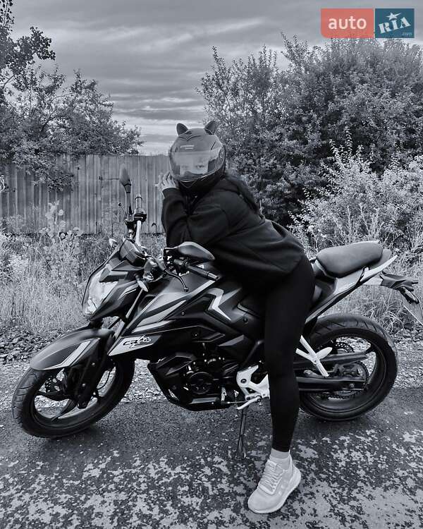Мотоцикл Супермото (Motard) Loncin LX250-15D 2022 в 