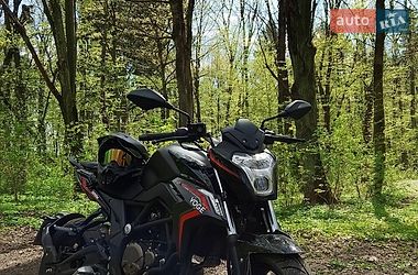Мотоцикл Классік Loncin Voge 2026 в Дерно