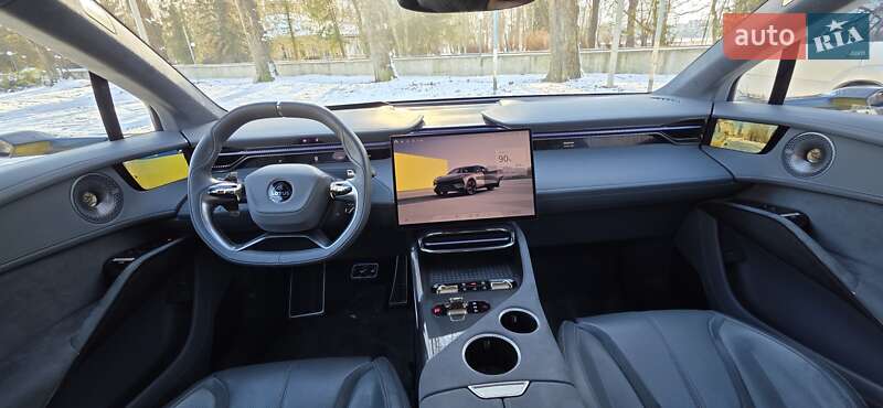 Позашляховик / Кросовер Lotus Eletre 2024 в Тернополі