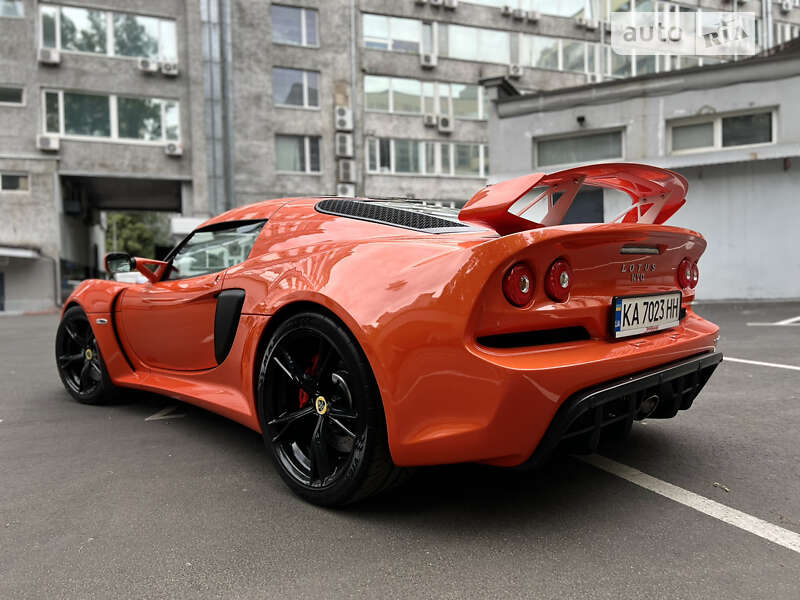 Купе Lotus Exige 2015 в Києві