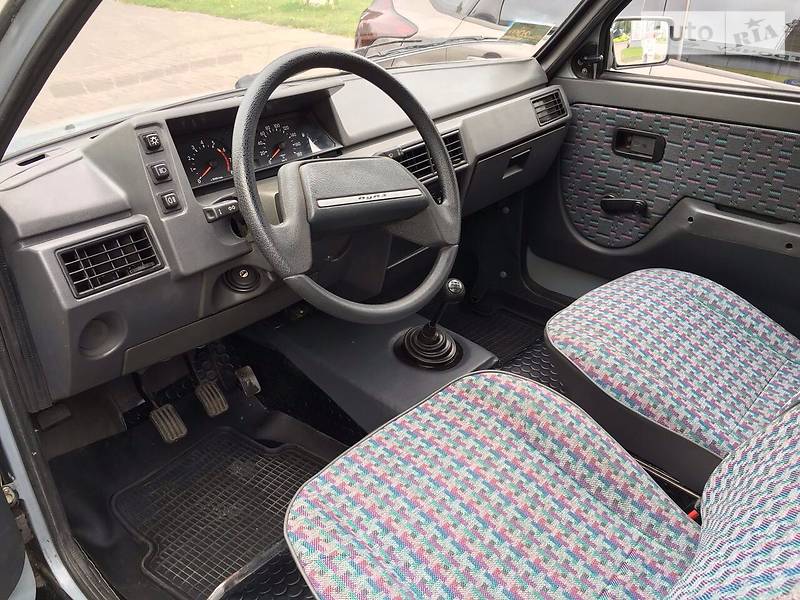 Внедорожник / Кроссовер ЛуАЗ 1301 2004 в Виннице фото 10 Внедорожник / Кроссовер ЛуАЗ 1301 2004 в Виннице