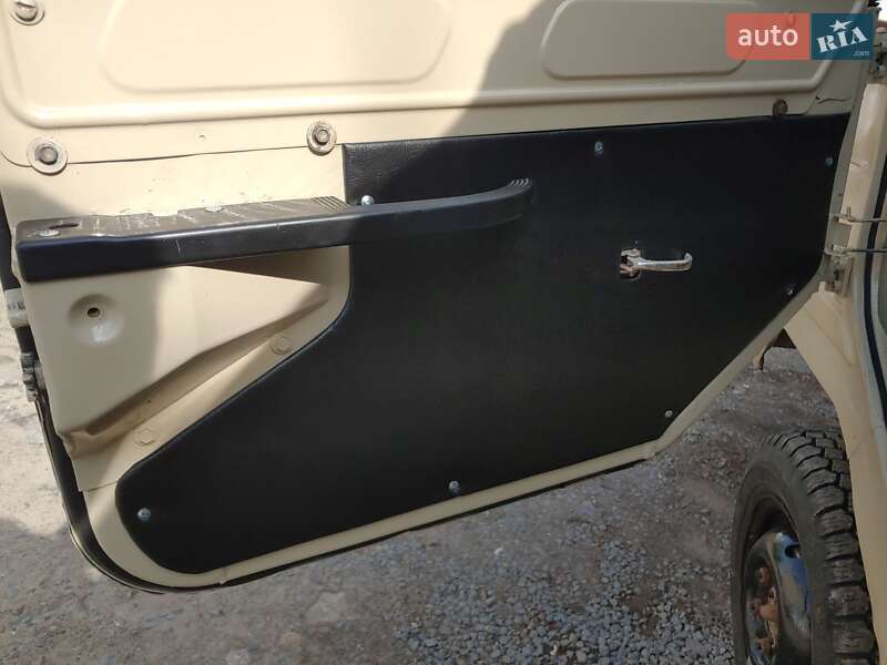 Внедорожник / Кроссовер ЛуАЗ 969 Волинь 1990 в Великом Березном