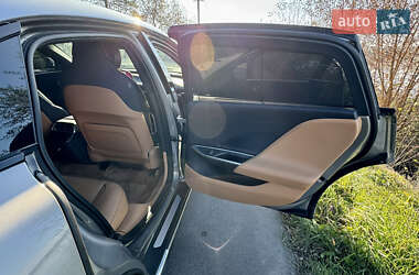 Седан Lucid Air 2022 в 