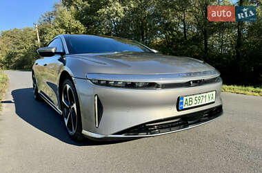 Седан Lucid Air 2022 в 