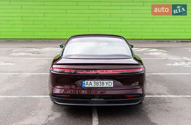 Седан Lucid Air 2024 в 