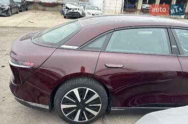 Седан Lucid Air 2023 в 