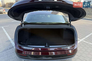 Седан Lucid Air 2024 в 