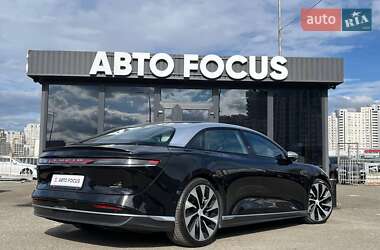Седан Lucid Air 2022 в 
