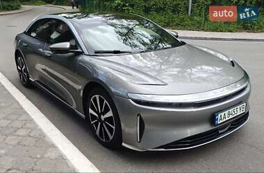 Седан Lucid Air 2023 в 