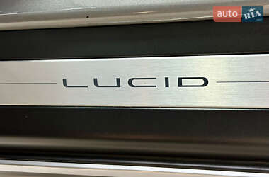 Седан Lucid Air 2022 в 