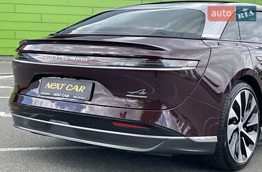 Седан Lucid Air 2022 в 