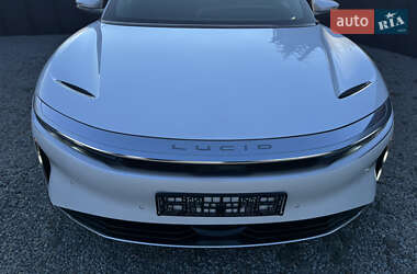 Седан Lucid Air 2023 в 