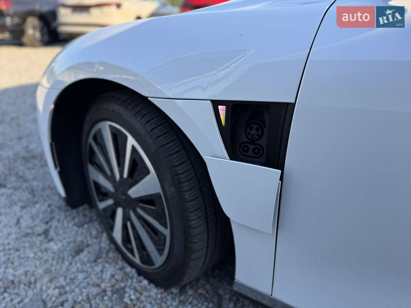 Седан Lucid Air 2023 в Луцке фото 13 Седан Lucid Air 2023 в Луцке