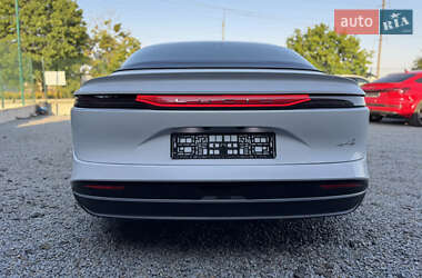 Седан Lucid Air 2023 в 