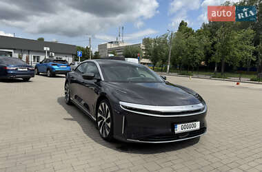 Седан Lucid Air 2023 в 
