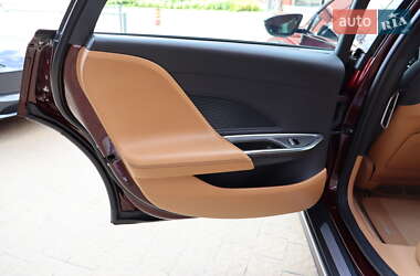 Седан Lucid Air 2023 в 
