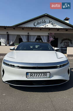 Седан Lucid Air 2023 в 