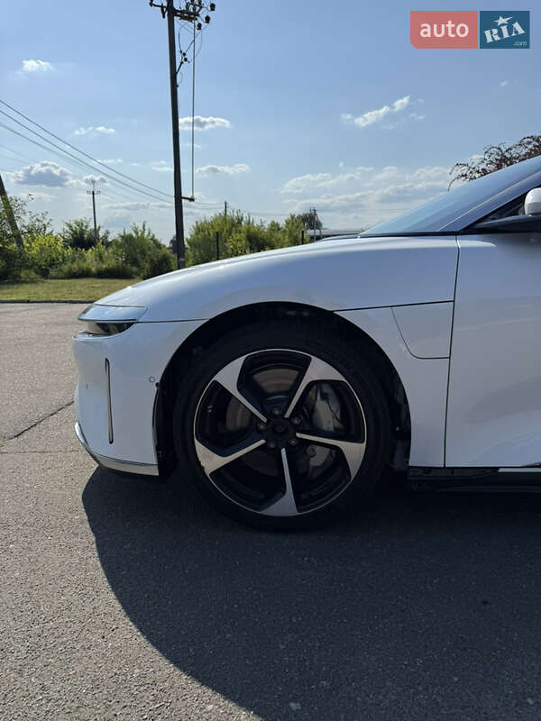 Седан Lucid Air 2023 в Киеве