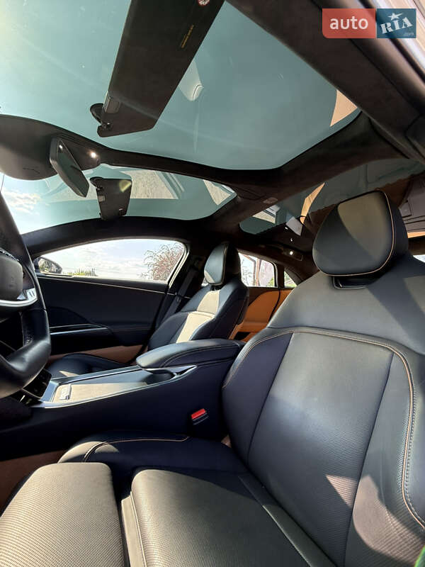 Седан Lucid Air 2023 в Киеве