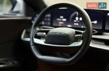 Седан Lucid Air 2023 в 