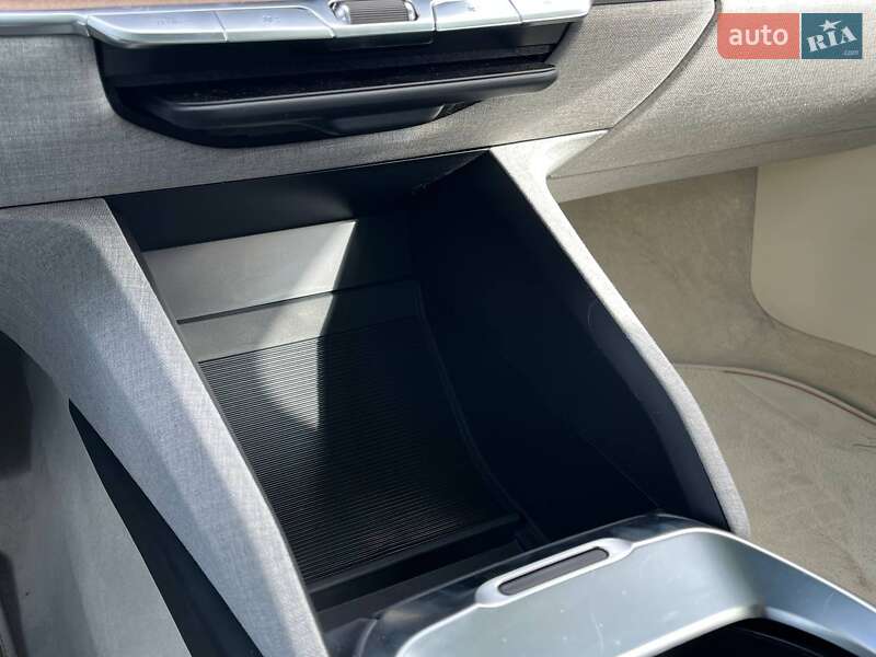 Седан Lucid Air 2022 в Киеве