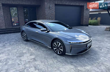 Седан Lucid Air 2023 в 