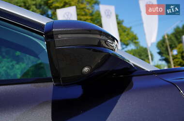 Седан Lucid Air 2023 в 