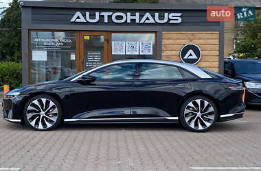 Седан Lucid Air 2022 в 