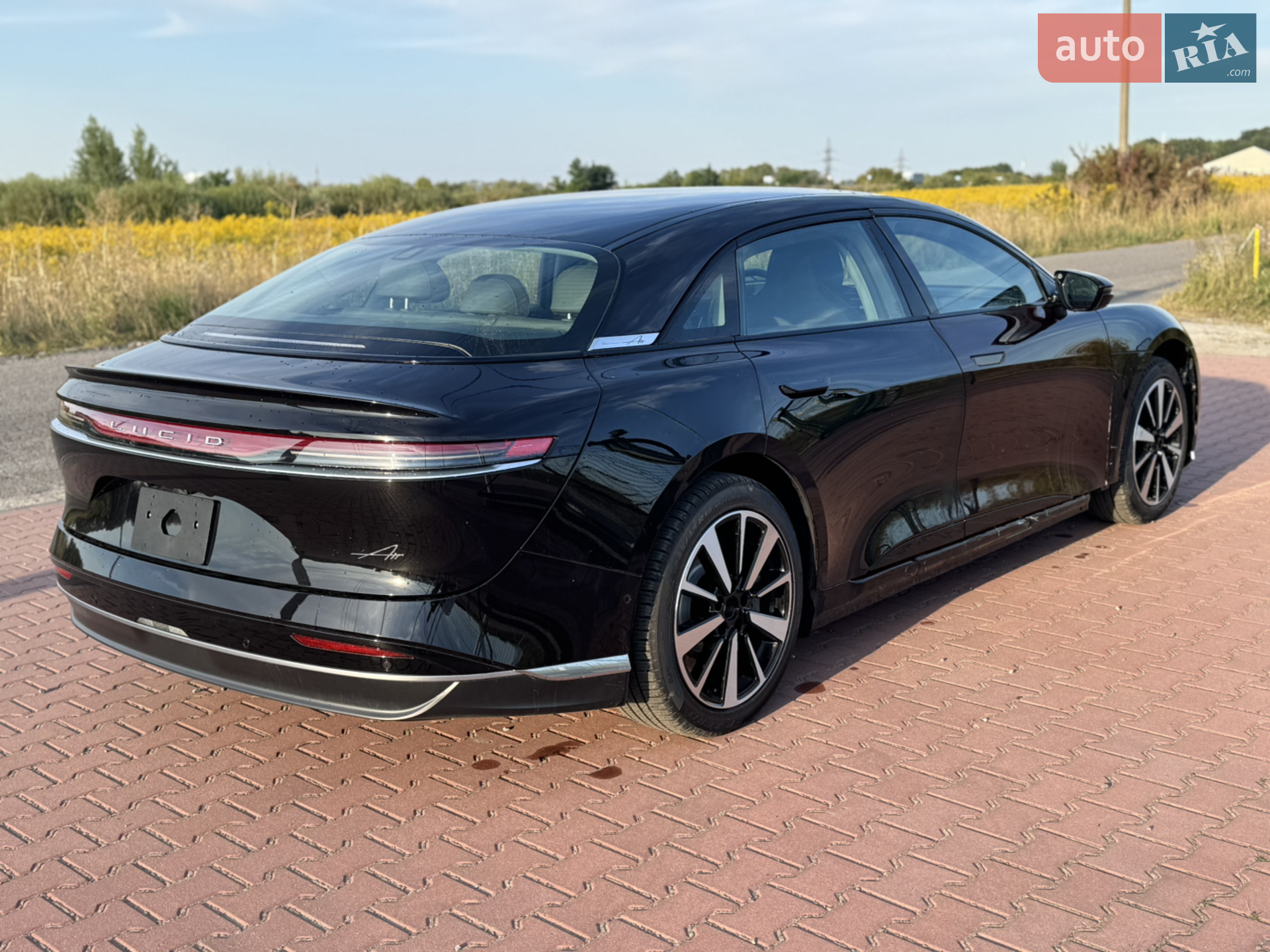 2025 Lucid Air Concept - мініатюра 14