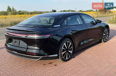 Седан Lucid Air 2025 в 