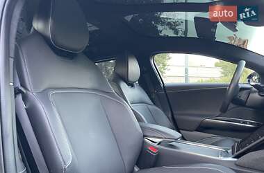 Седан Lucid Air 2023 в 