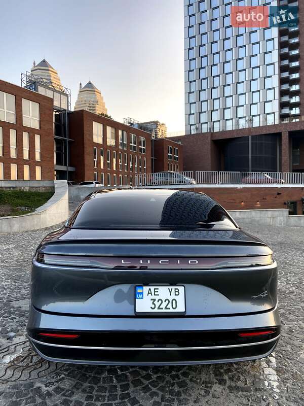 Седан Lucid Air 2023 в Днепре