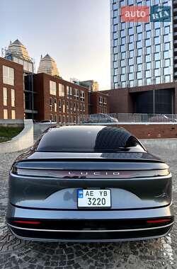 Седан Lucid Air 2023 в 