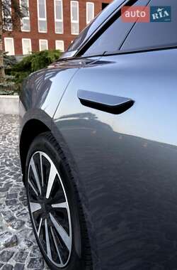 Седан Lucid Air 2023 в 