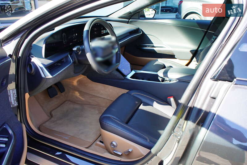 Седан Lucid Air 2023 в Житомире