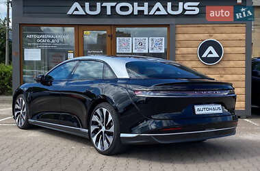 Седан Lucid Air 2022 в 