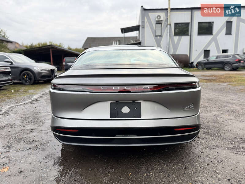 Седан Lucid Air 2022 в Ровно
