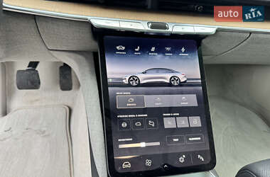 Седан Lucid Air 2022 в 