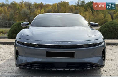 Седан Lucid Air 2023 в 